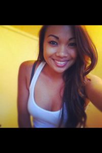 Femme asiatique en couple dans le 26 pour des plans Q