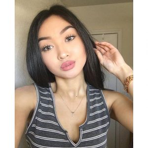 Jolie salope du 93 en photo pour sexciter