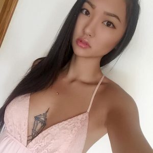 Partage snap sexy avec fille asiatique du 81