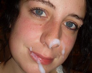 amatrice du ejac 73 adore cumshot et ejac faciale