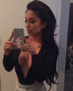 asiate nue dans le 50 partage snap sexe