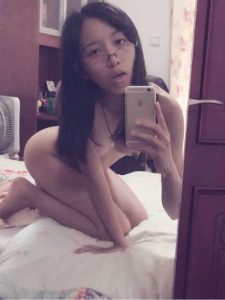 asiate recherche mec dans le 46 pour soirée baise