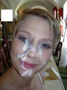 coquine prend une ejac faciale pendant plan cul sur le 62