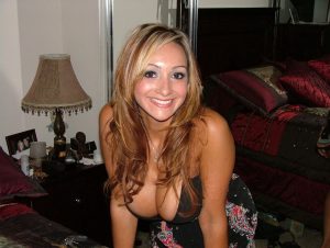 gros lolo pour branlette espagnole dans le 71