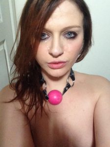 plaisir porno de léjac faciale pendant gang bang dans le 09