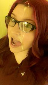 plaisir porno de léjac faciale pendant gang bang dans le 26