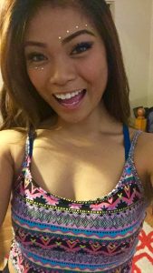 selfie sexe dune fille asiatique du 85 nue en photo